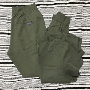 Med couture scrub set - joggers and v neck top